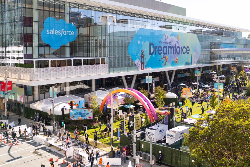 Salesforce Reports Strong Q3 Earnings as AI Agent Adoption&nbsp;Accelerates